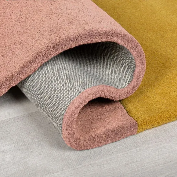 Lozenge Abstract Shaped Wool Rug 3