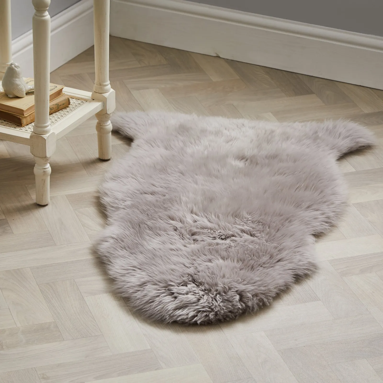 Single Pelt Sheepskin Rug 1