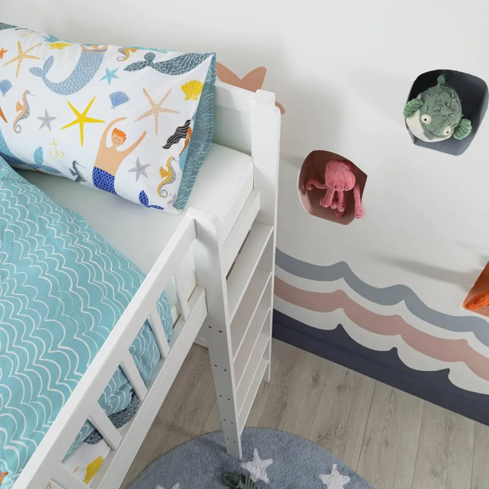 Nöa and Nani Lottie Highsleeper Cabin Bed with Straight Ladder in White 3