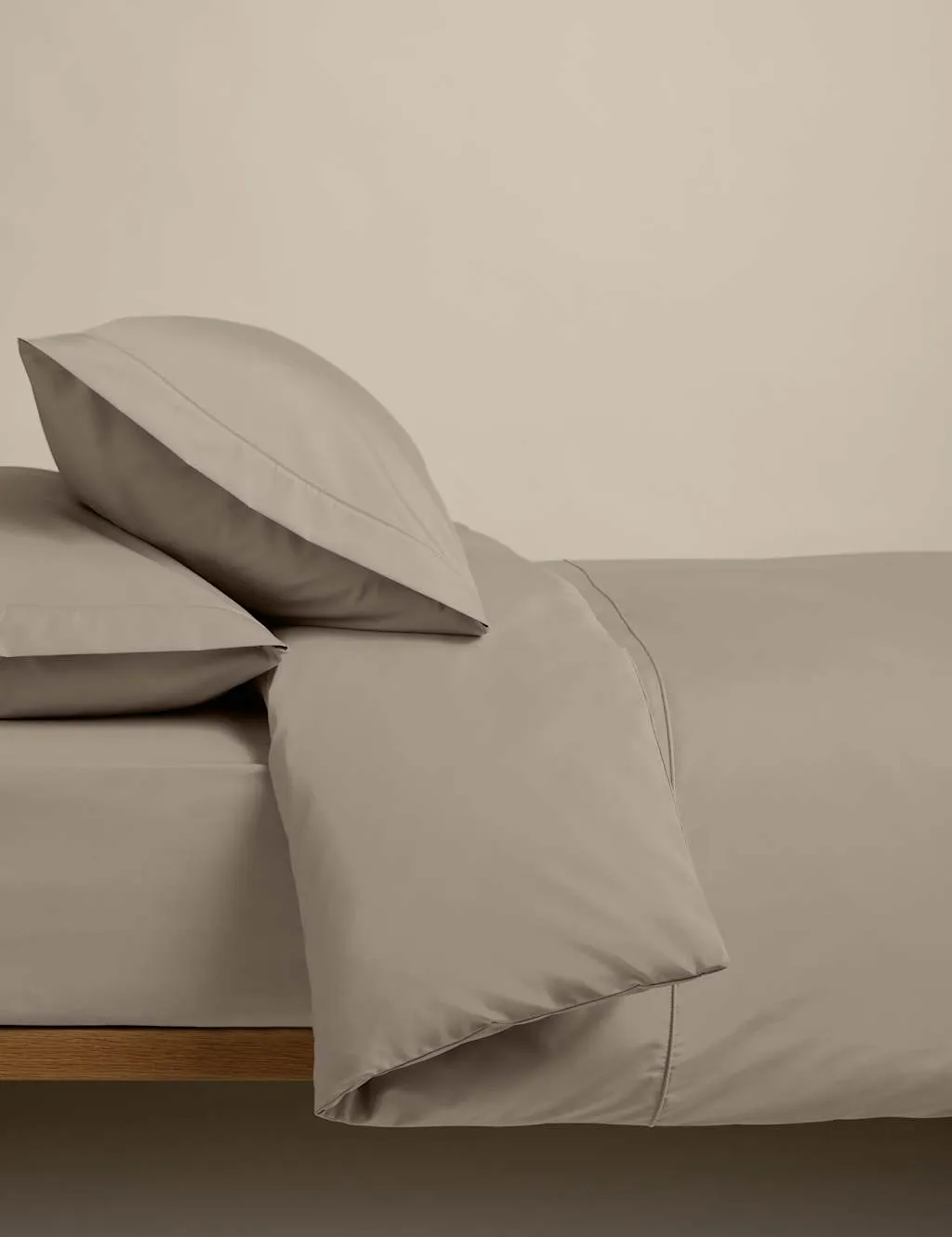 M&S Egyptian Cotton 230 Thread Count Crisp Bedding Set Mink