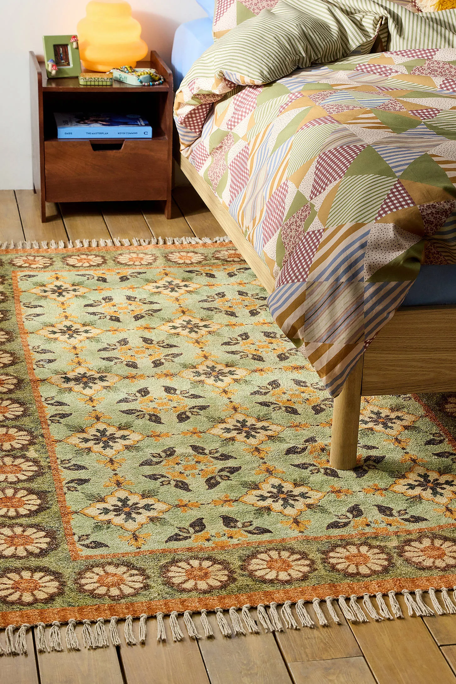 Lennie Floral 4x6ft / 120x180cm Rug - Green