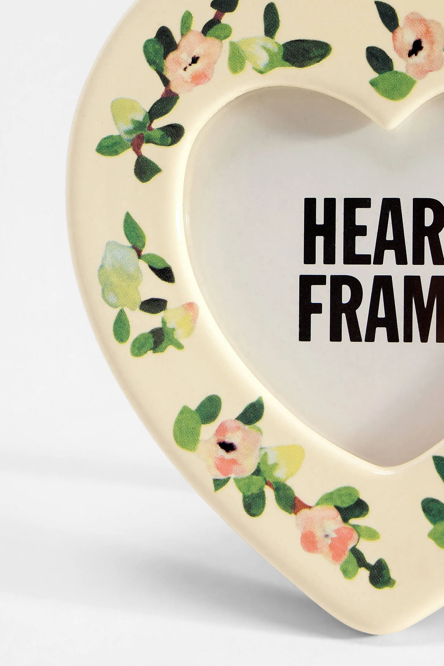 UO Vintage Floral Heart Photo Frame - White ALL 3