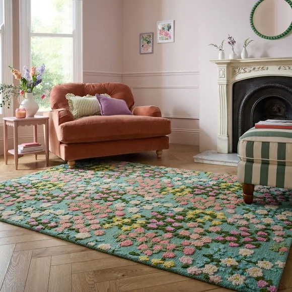 Country Garden Floral Wool Rug 1
