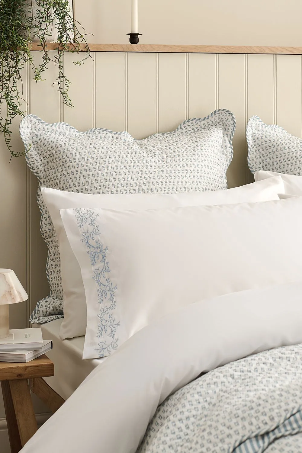 CHRISTY 'Mistletoe' Romance Design Cotton Duvet Cover Set in Duck Egg Blue 3