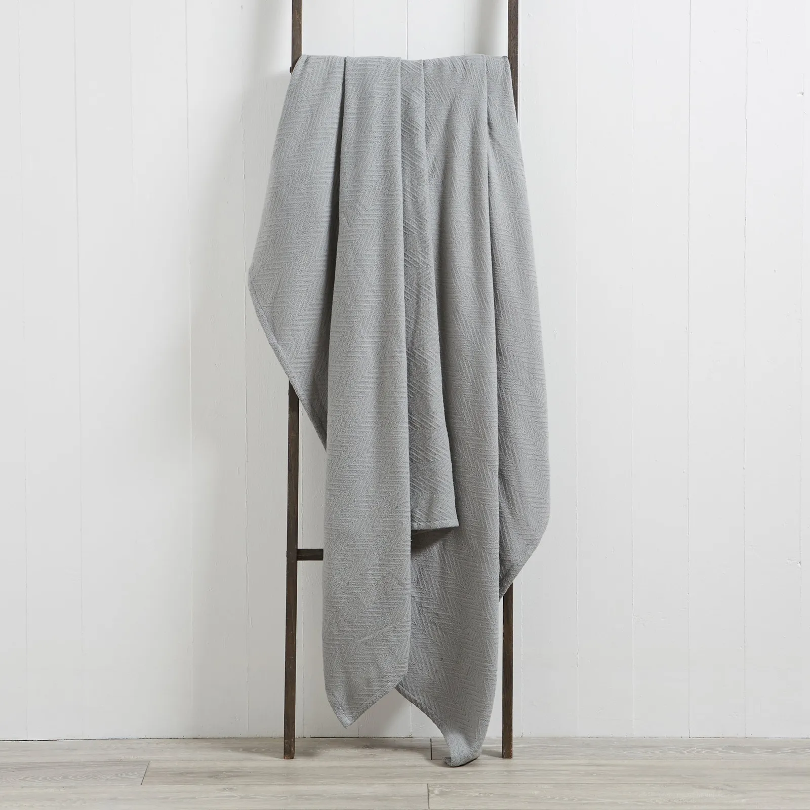 Hampton 200cm x 200cm Throw Grey