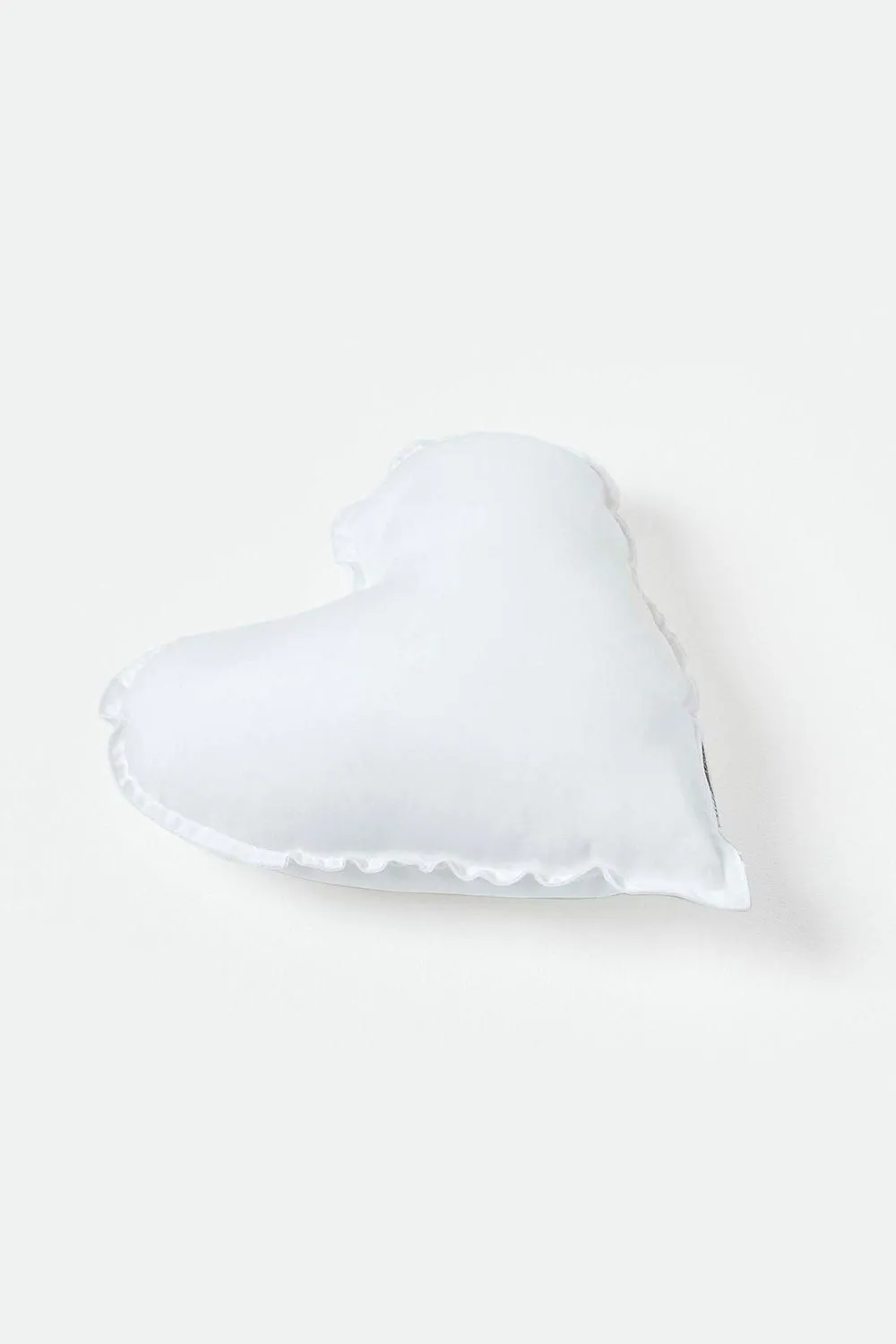 Homescapes Super Microfibre Heart Shaped Cushion Pad - Cushion Filler & Inserts in White 2