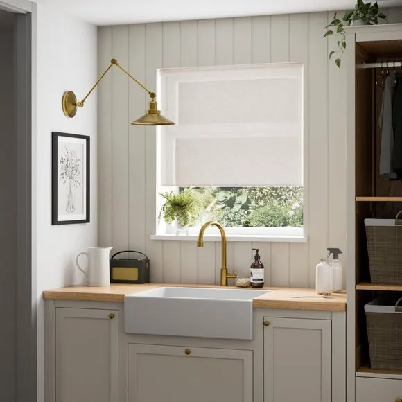 Wexford Linen Look Moisture Resistant Daylight Roller Blind 5