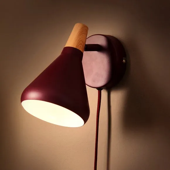 Wolston Plug In Wall Light 2