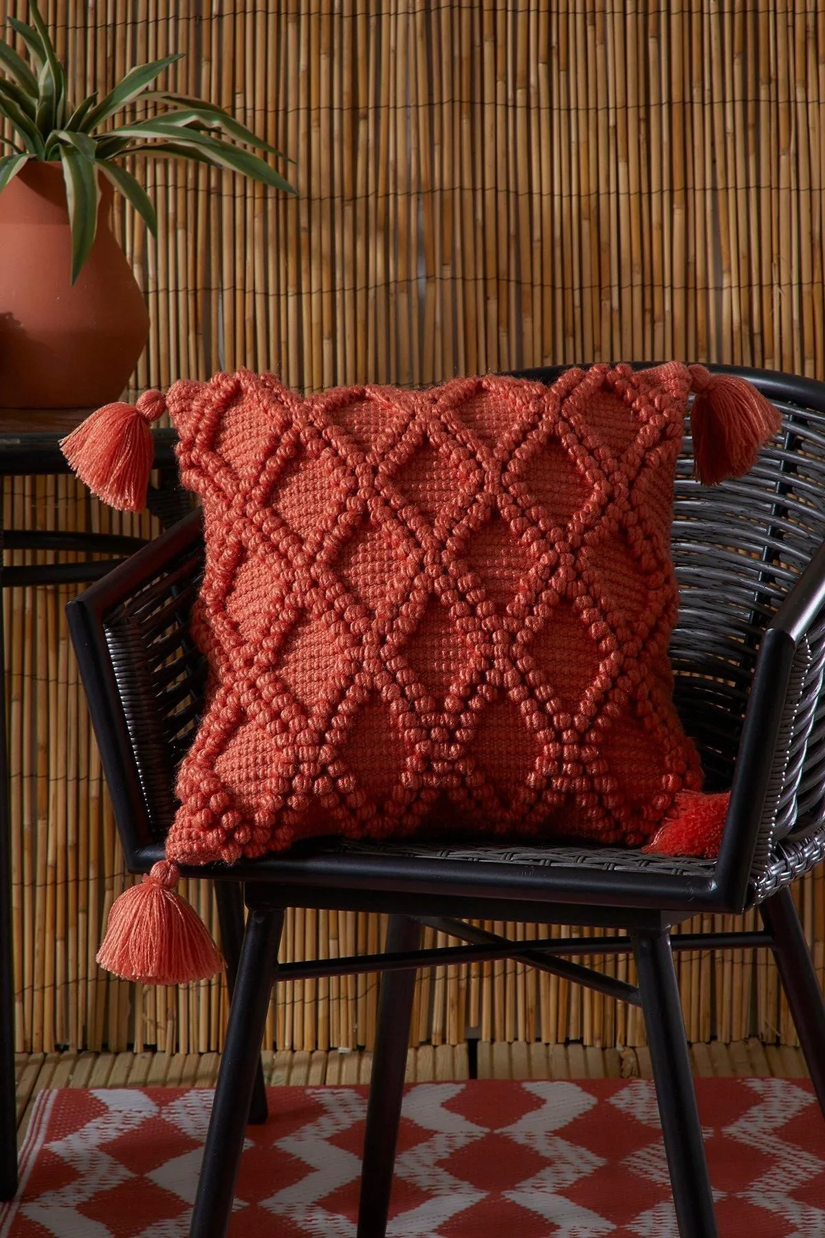Drift Home 'Alda' Outdoor Durable Garden Filled Bench Cushion in Terracotta