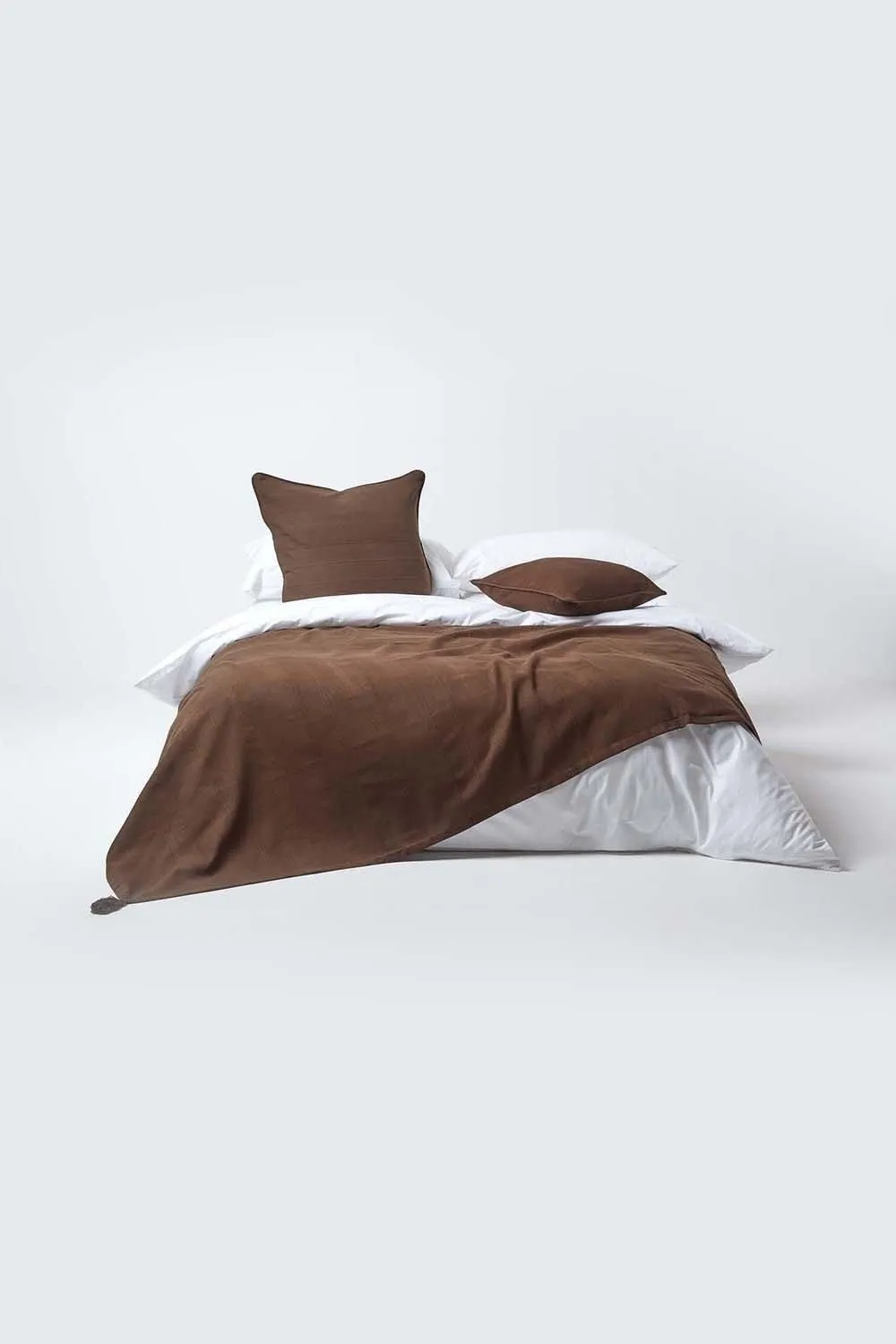 Homescapes Cotton Rajput Ribbed Cushion Cover in Chocolate 4