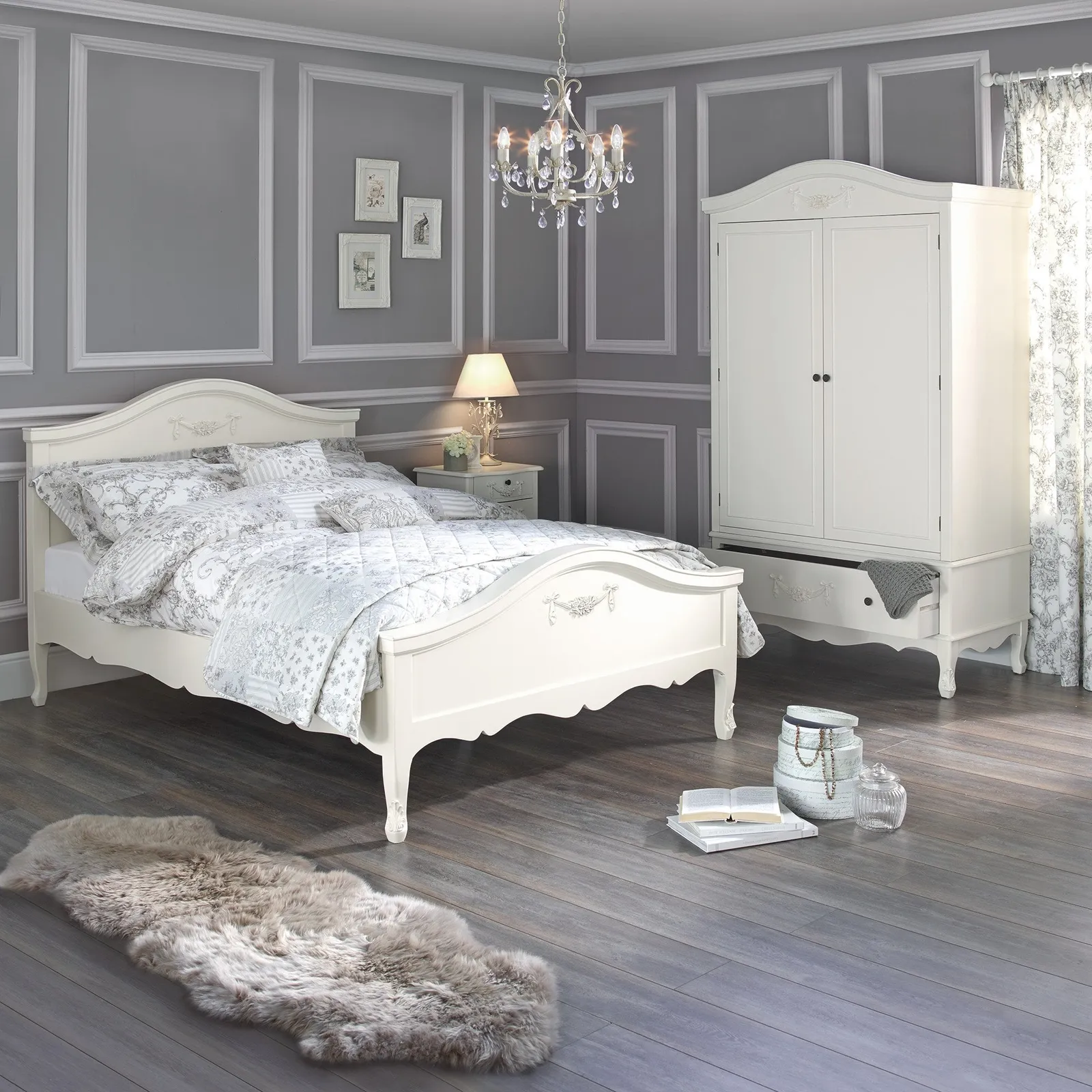 Toulouse Ivory Bedstead White