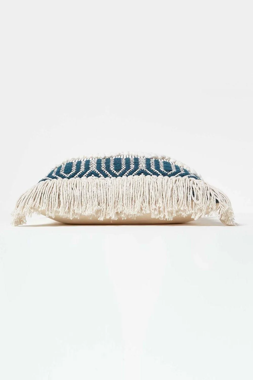 Homescapes Safi Handwoven Fringed Navy & Cream Kilim Cushion 4