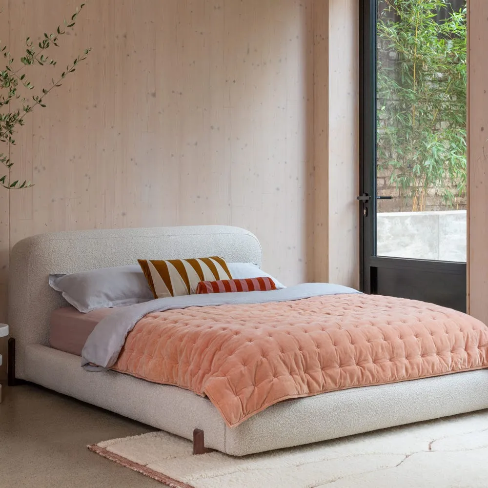 Heal's Velvet Quilt Dusky Pink 140 x 200cm 4
