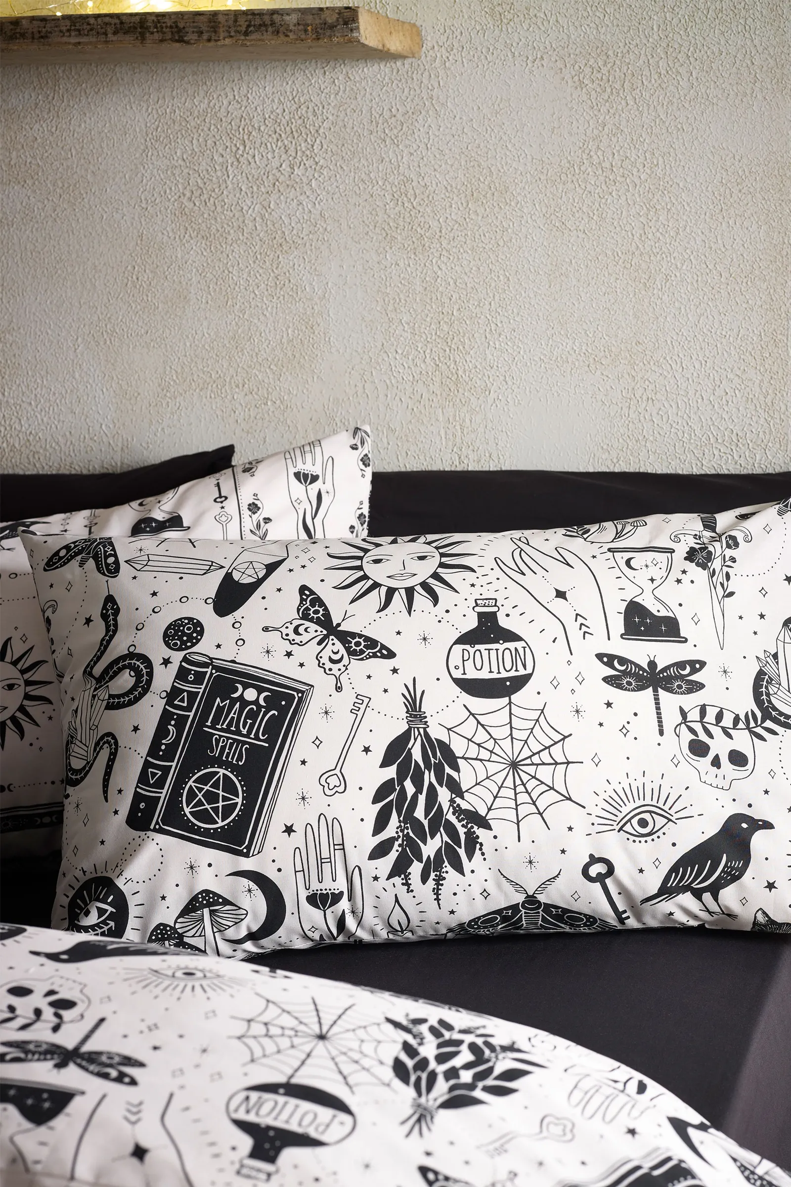 Catherine Lansfield 'Enchanted Witchcraft' Reversible Duvet Cover Set in Black 3