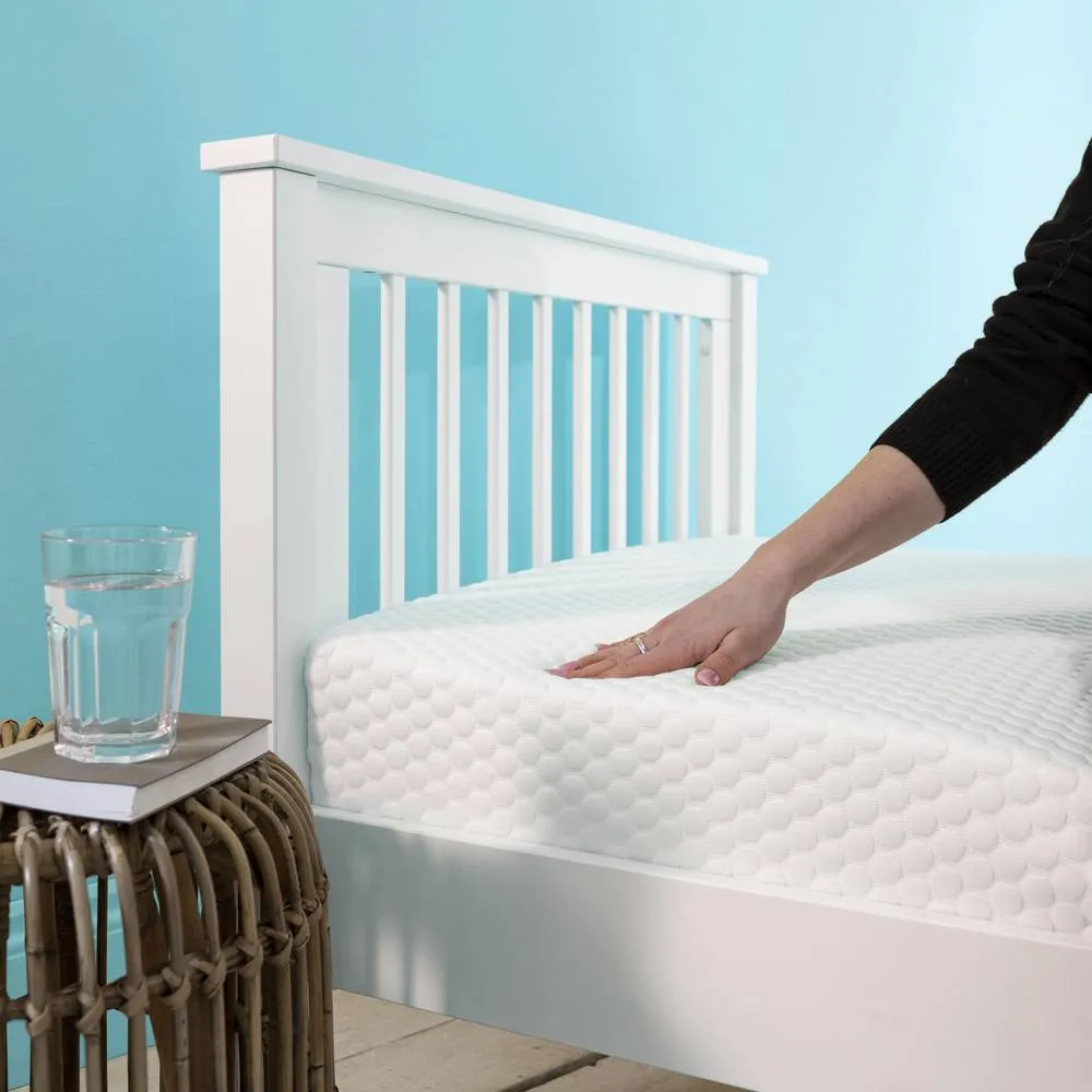 Nöa and Nani Shorty Mattress Hypoallergenic High Density Foam in White