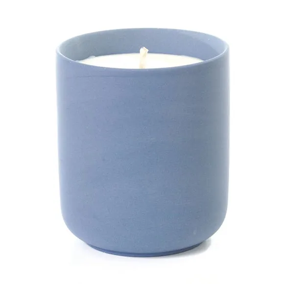Upper Canada Aroma Home Sleep Well Lavender and Sandalwood Candle