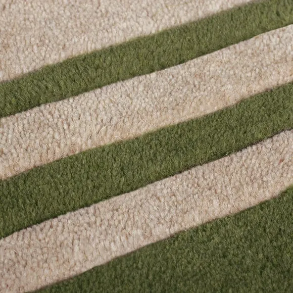 Lois Scallop Border Wool Circle Rug 2