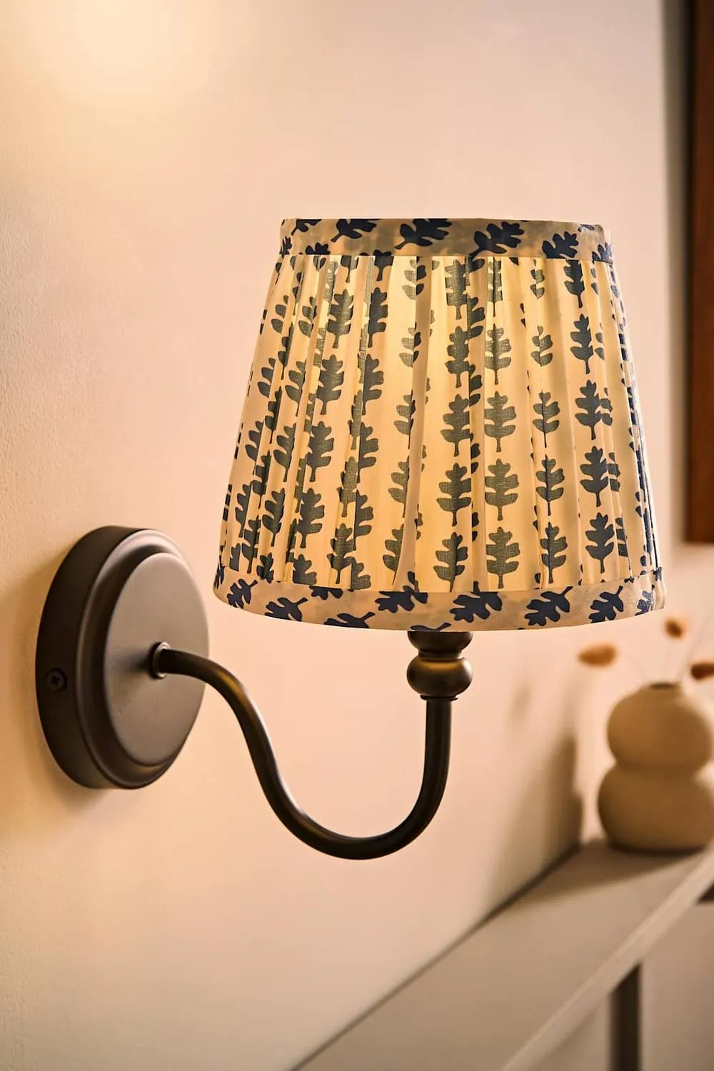 ValueLights Binky Pair of Rechargeable Black Wall Lights & Floral Pleated Shades in Mid Blue 3