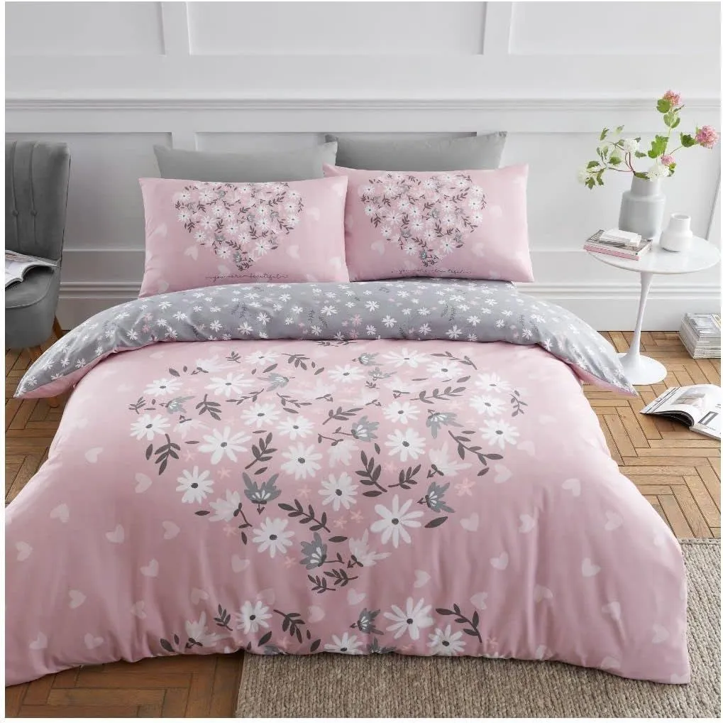 GAVENO CAVAILIA Ditsy Hearts Printed Duvet Cover in Pink