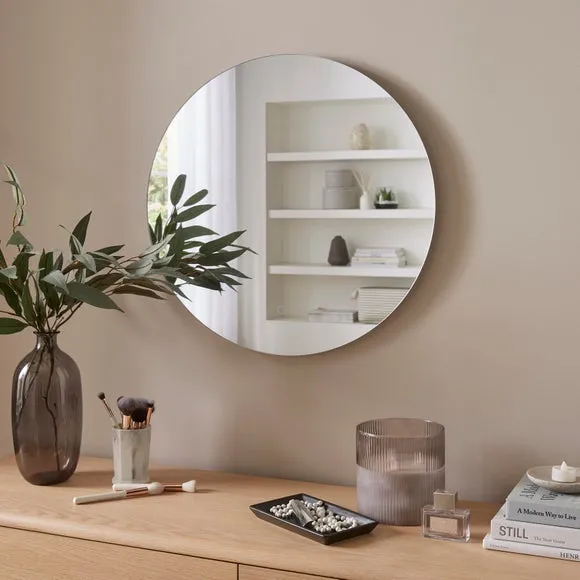 Round Light Up Wall Mirror 2