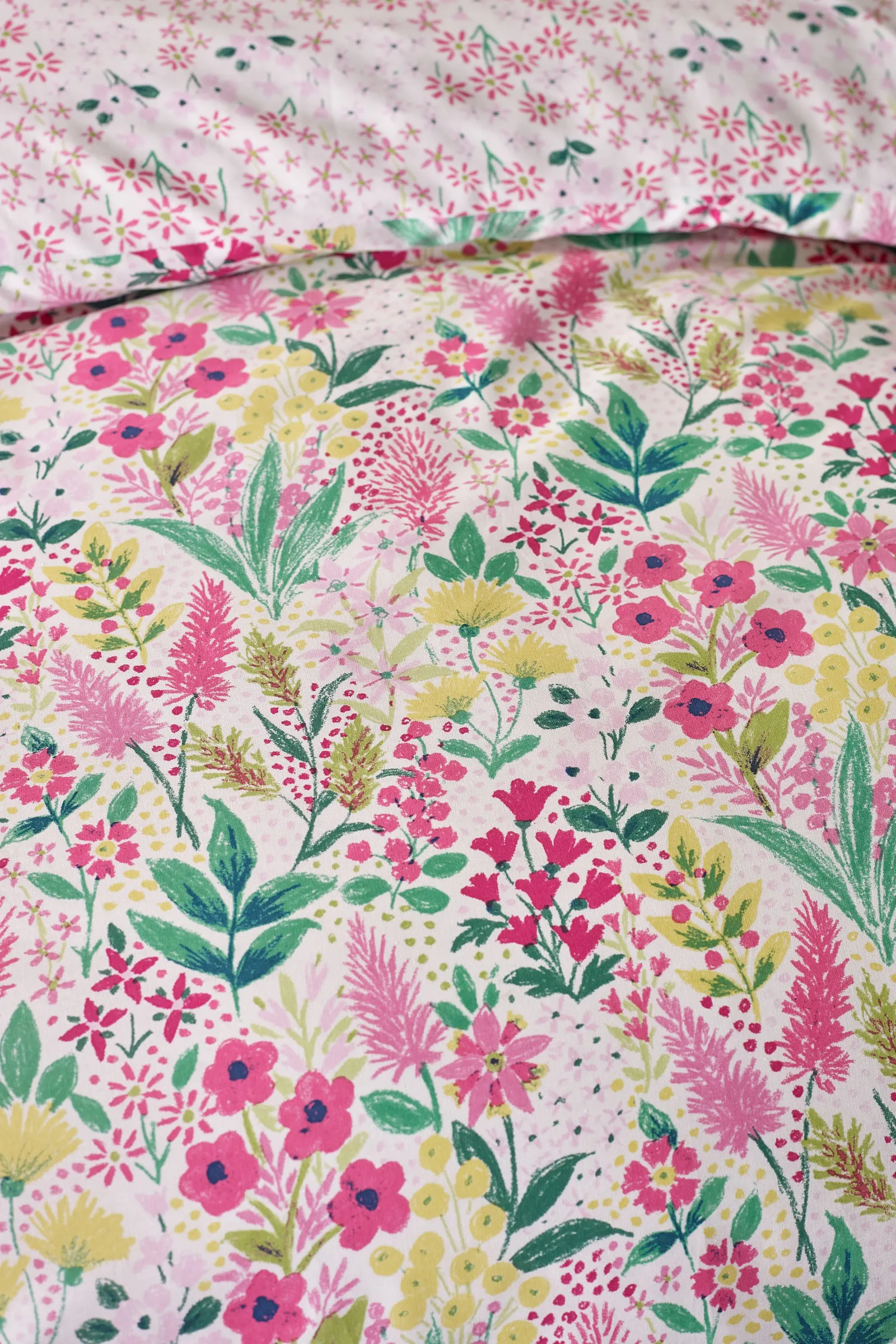 Catherine Lansfield 'Tilly Floral' Reversible Duvet Cover Set in Pink 4