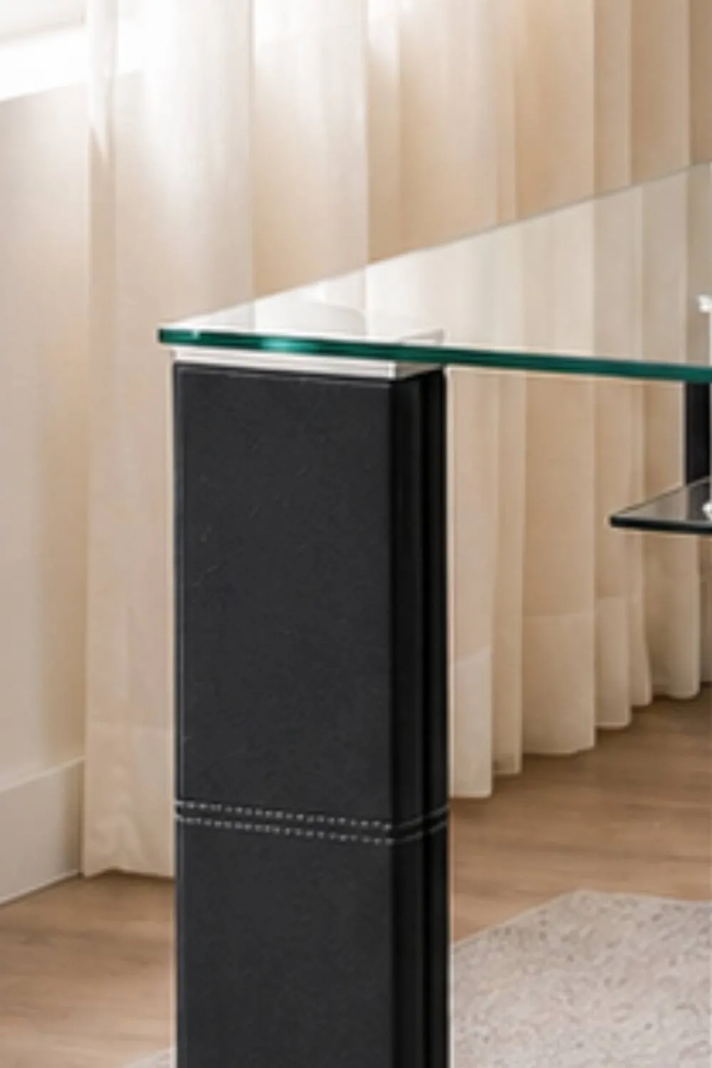 Julian Bowen Greenwich Rectangular Glass Top Dining Table in Black 4