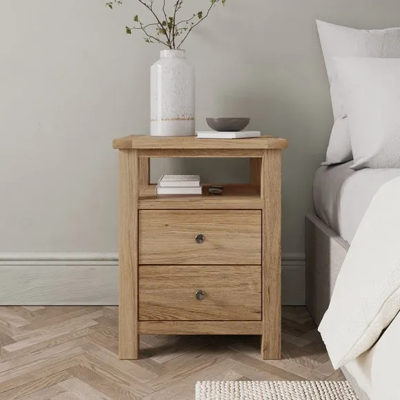 Olney Oak 5 Drawer Chest, Double Wardrobe & Bedside Tables Furniture Set 2