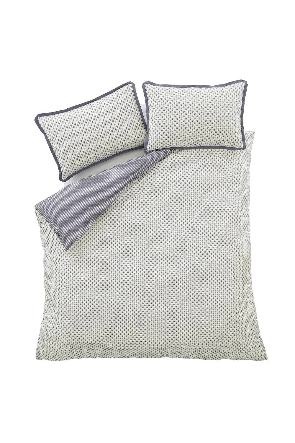 Bianca 'Amelie' 200 Thread Count Cotton Reversible Duvet Cover Set in Blue 6