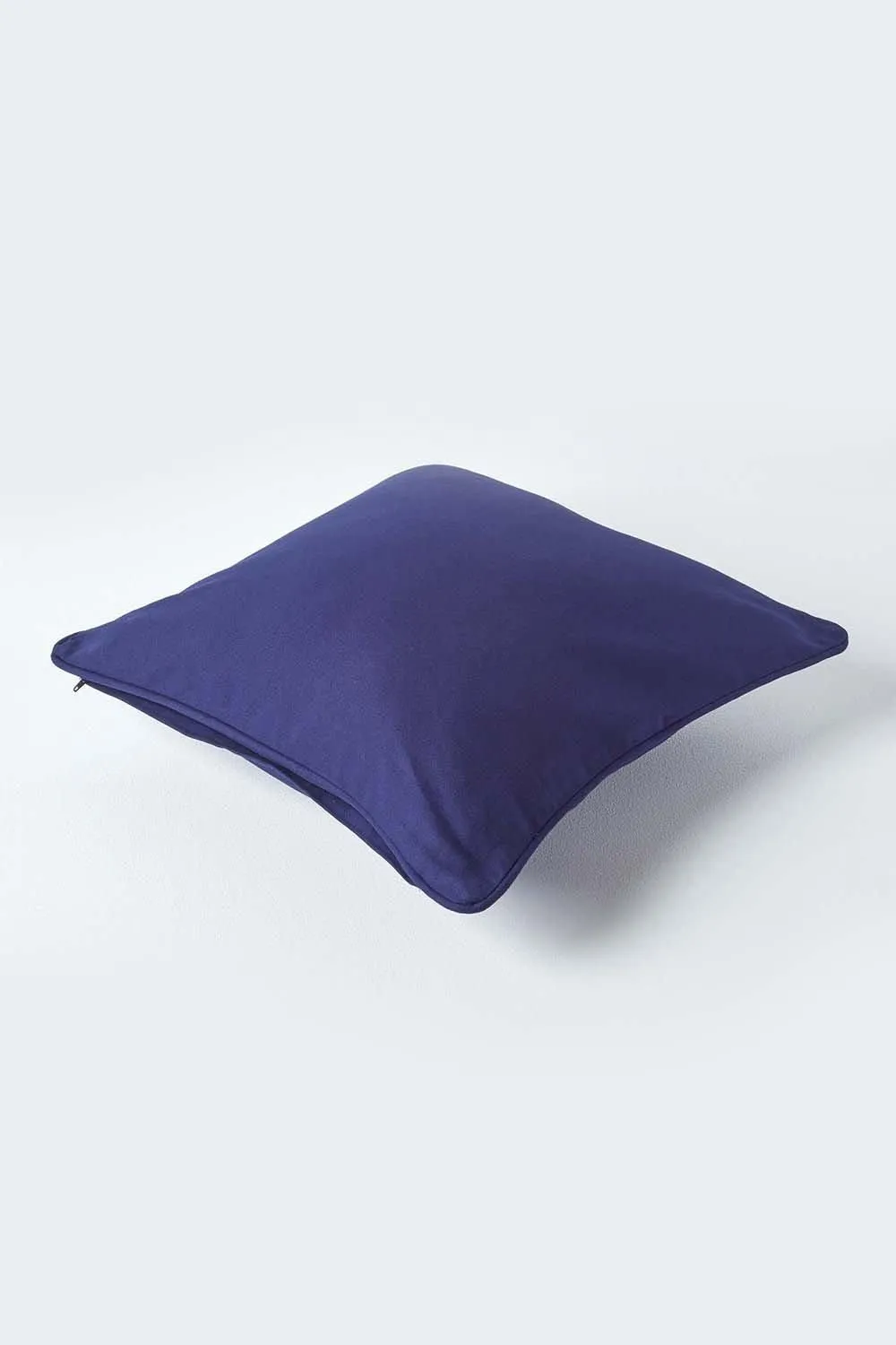 Homescapes Cotton Plain Cushion Cover in Navy 3