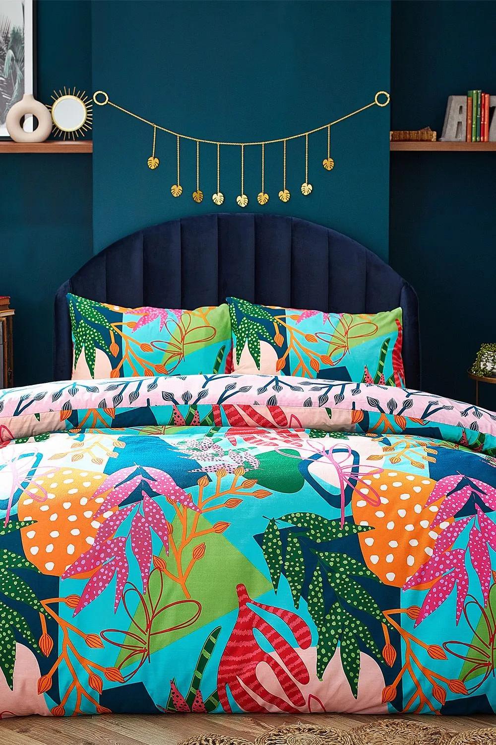 Furn Coralina Tropical Reversible Duvet Cover Set