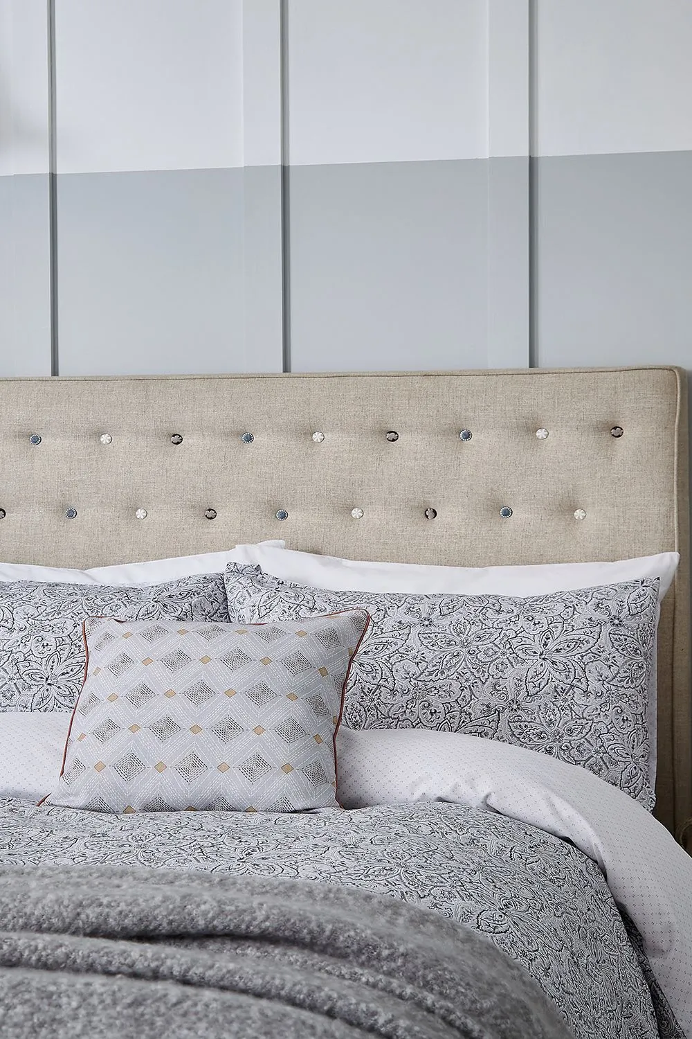 Helena Springfield 'Emeline/ Kalina' Cushion in Grey 4