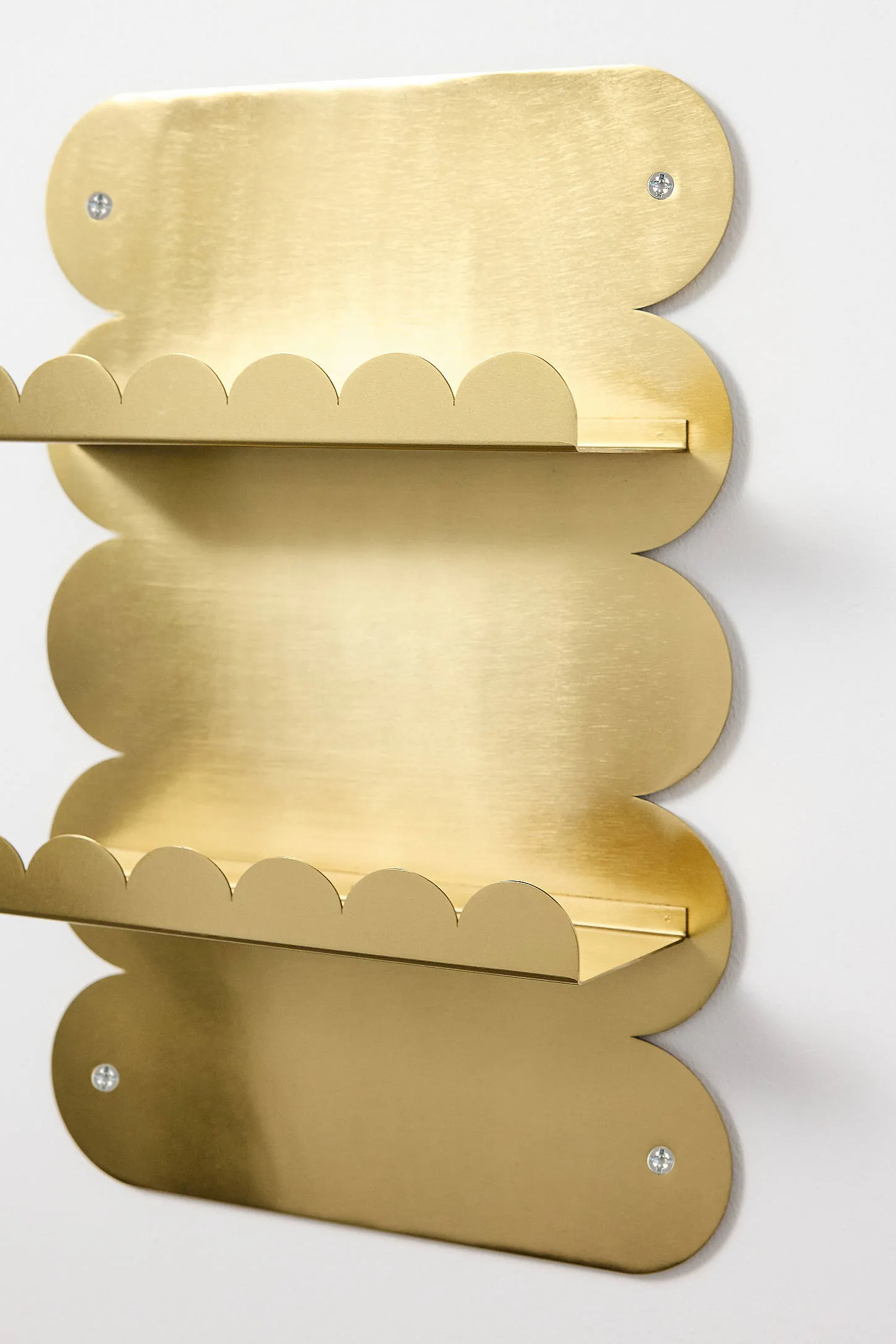 Scalloped Wall Shelf 2