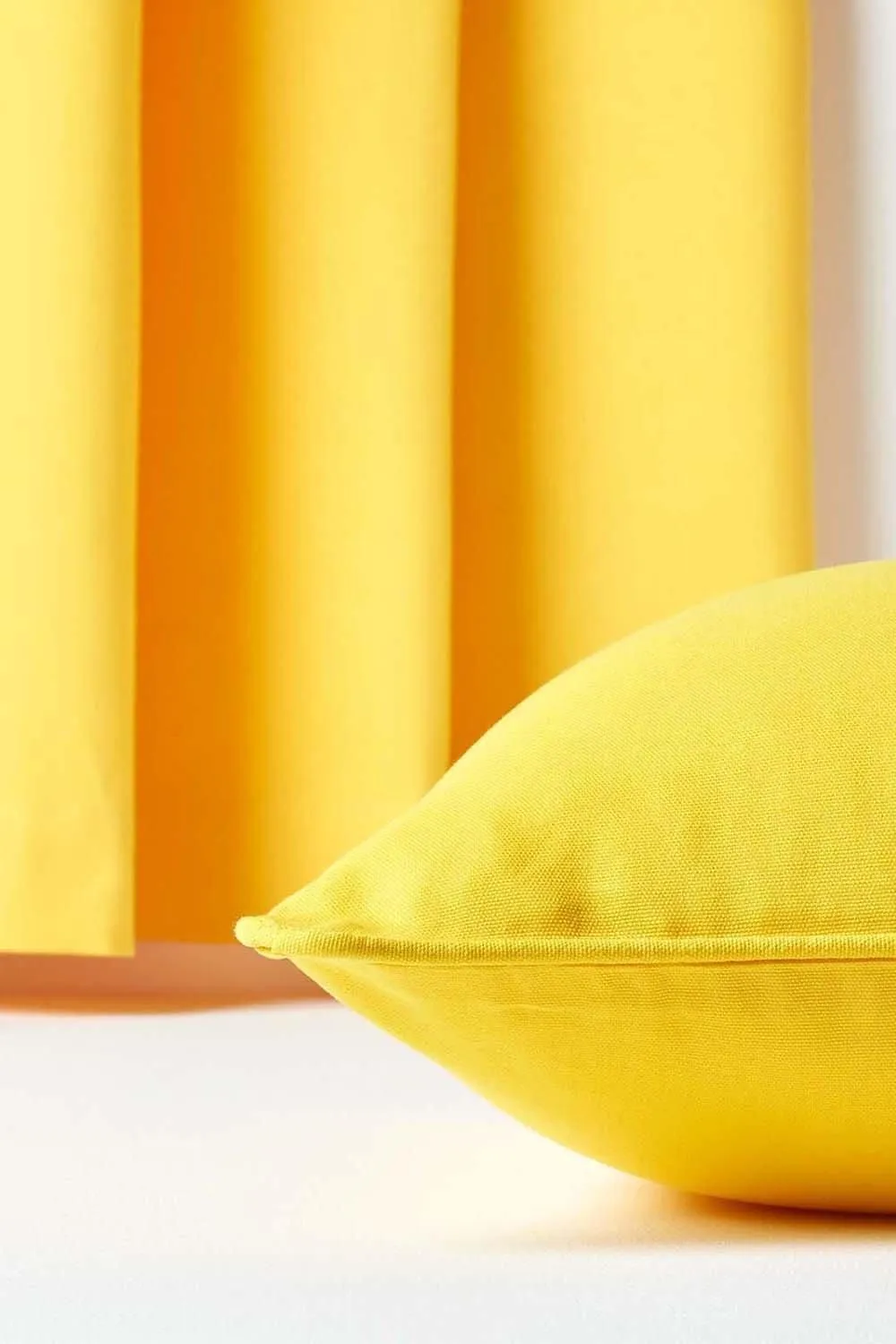 Homescapes Cotton Plain Cushion Cover in Yellow 5