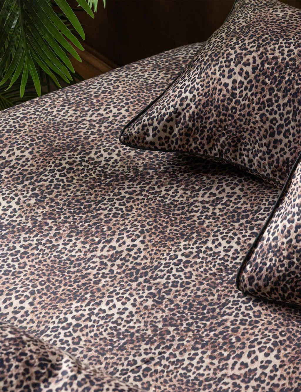 Rockett St George Pure Cotton Sateen Leopard Love Fitted Sheet Brown