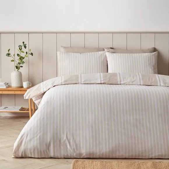 Catherine Lansfield Banded Stripe Polycotton Duvet Cover & Pillowcase Set 3