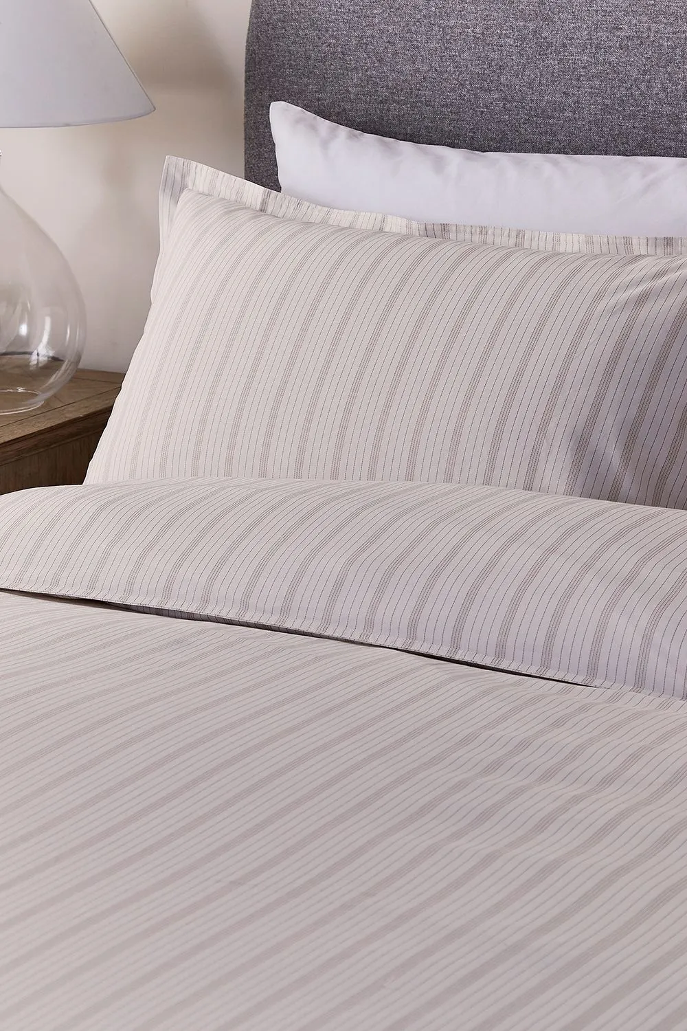 Murmur 'Juno' Cotton Duvet Cover Set in Light Beige 2