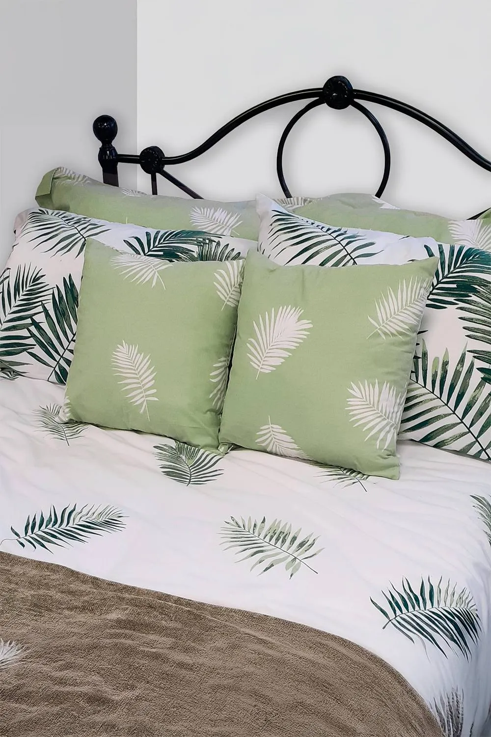 Martex Fern Cushion Cover Pair in Green