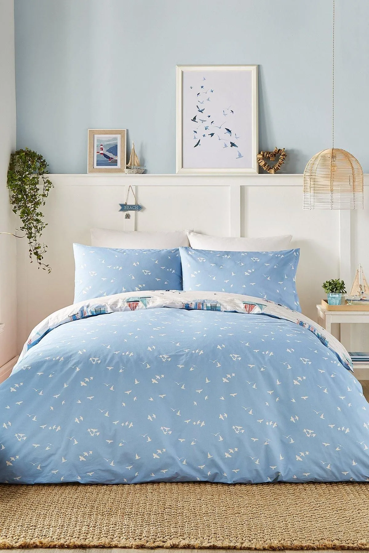 Fusion 'Beach Huts' Summer Seaside Print Duvet Cover Set in Blue 2