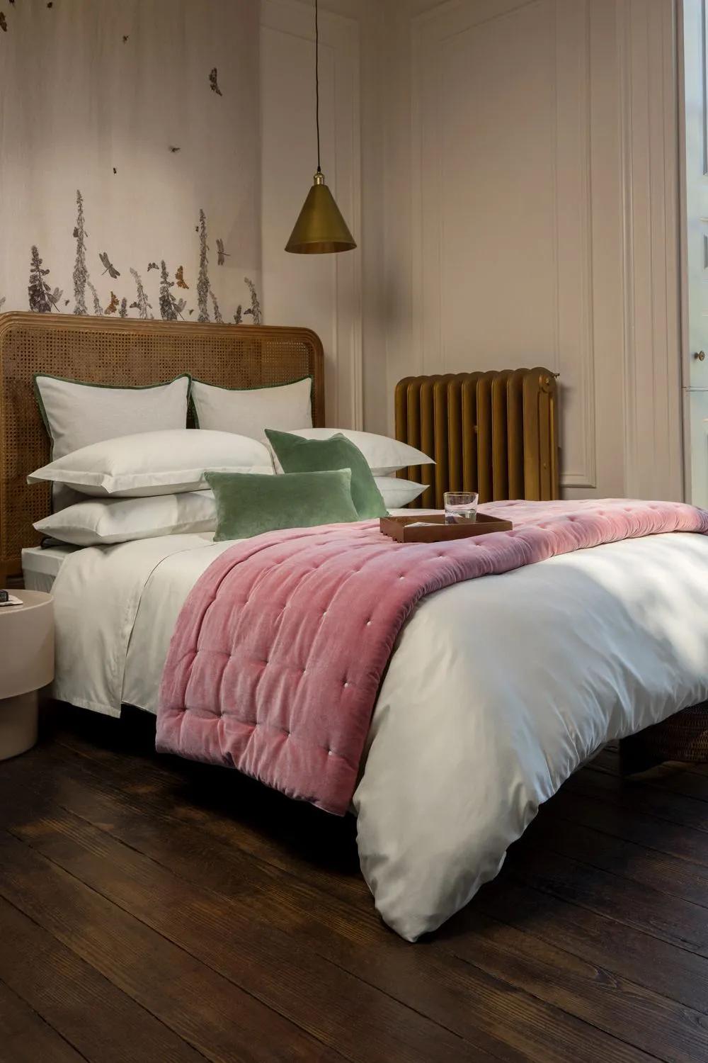 CHRISTY 400TC Luxury Cotton Sateen Plain Dye Bedding Gift Set Bundle in Cream 2