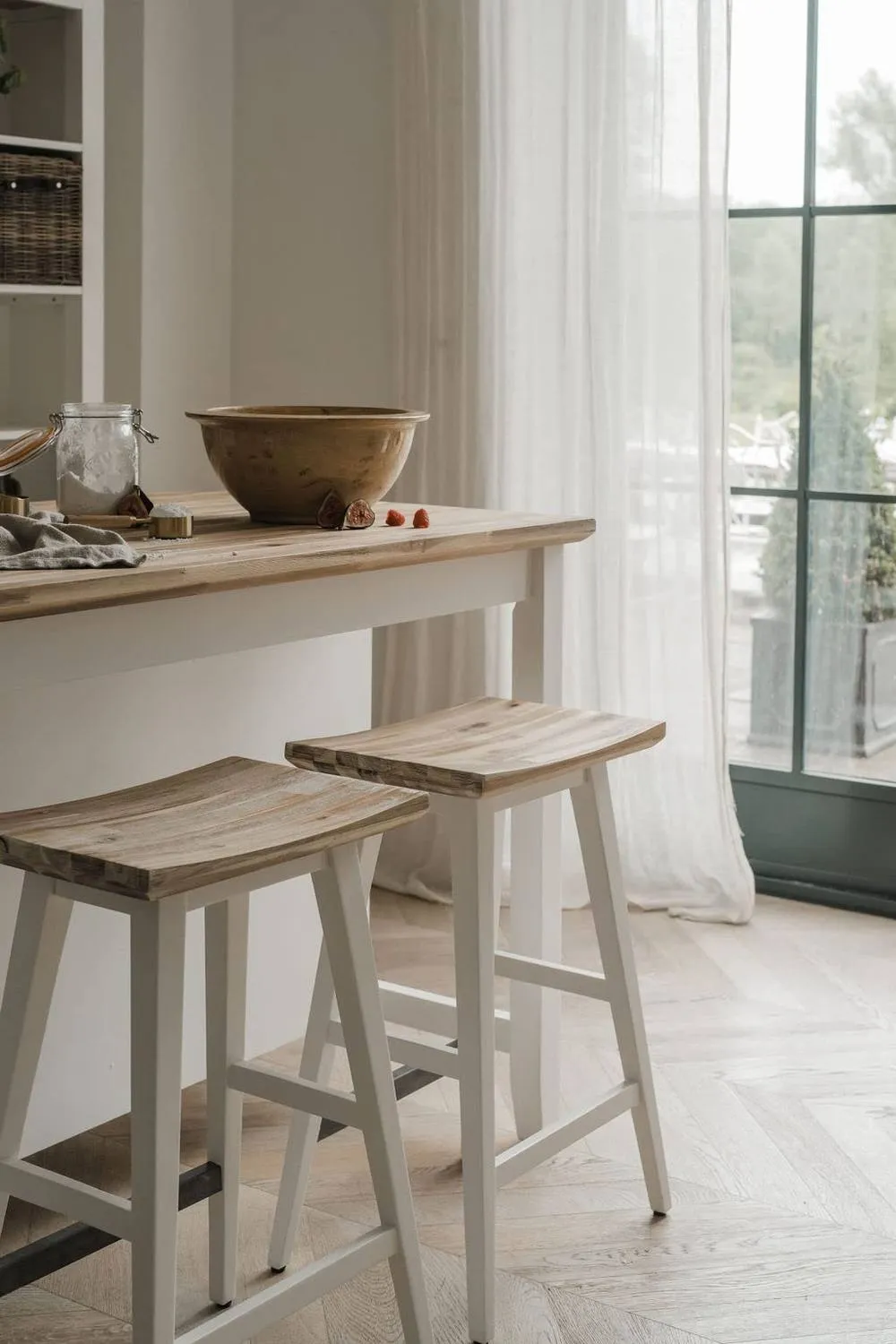 Statement Furniture Florence Bar Stool, Acacia Hardwood Rectangular Seat in White 5