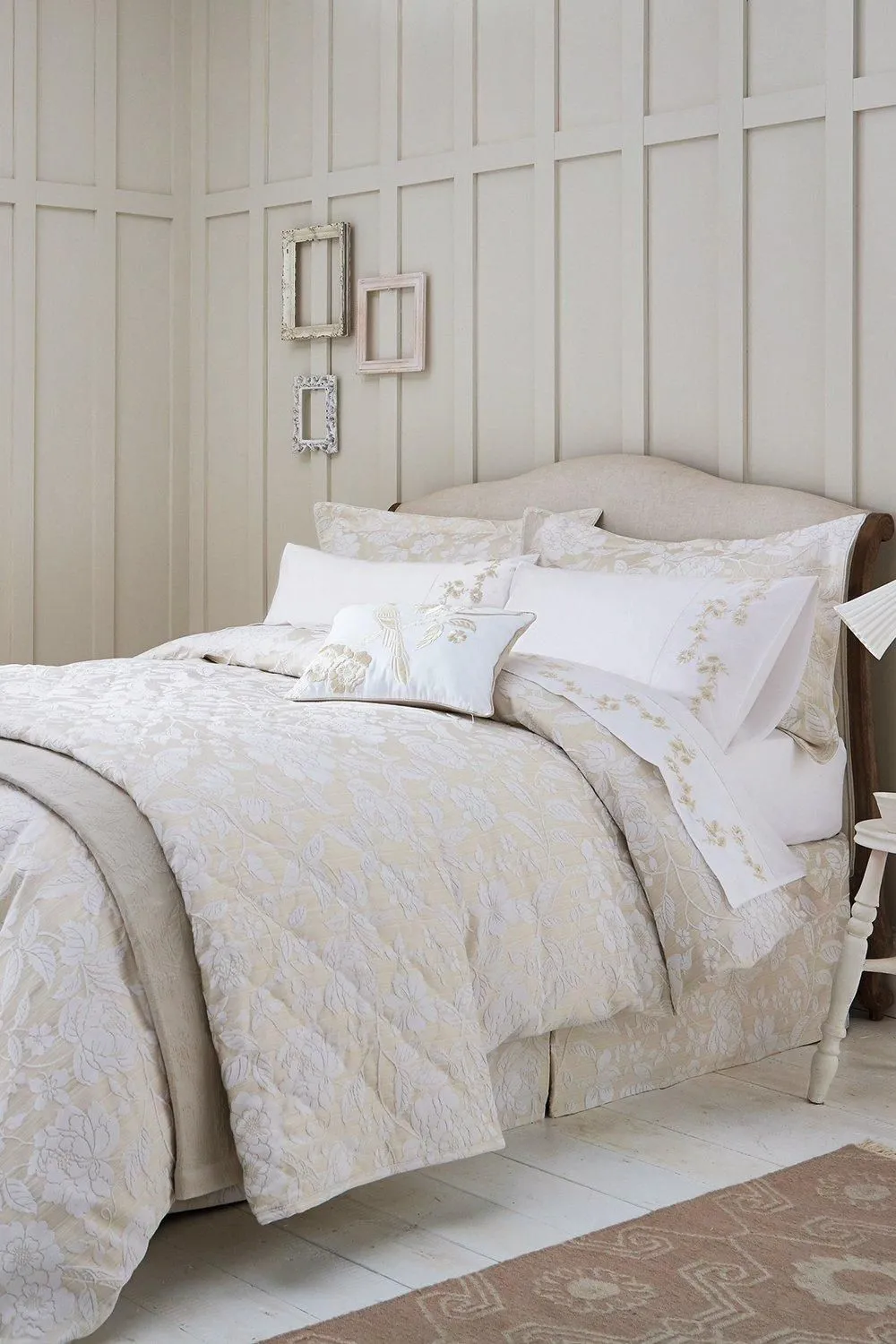 Sanderson 'Pyramus' Cotton Duvet Cover Set in Natural