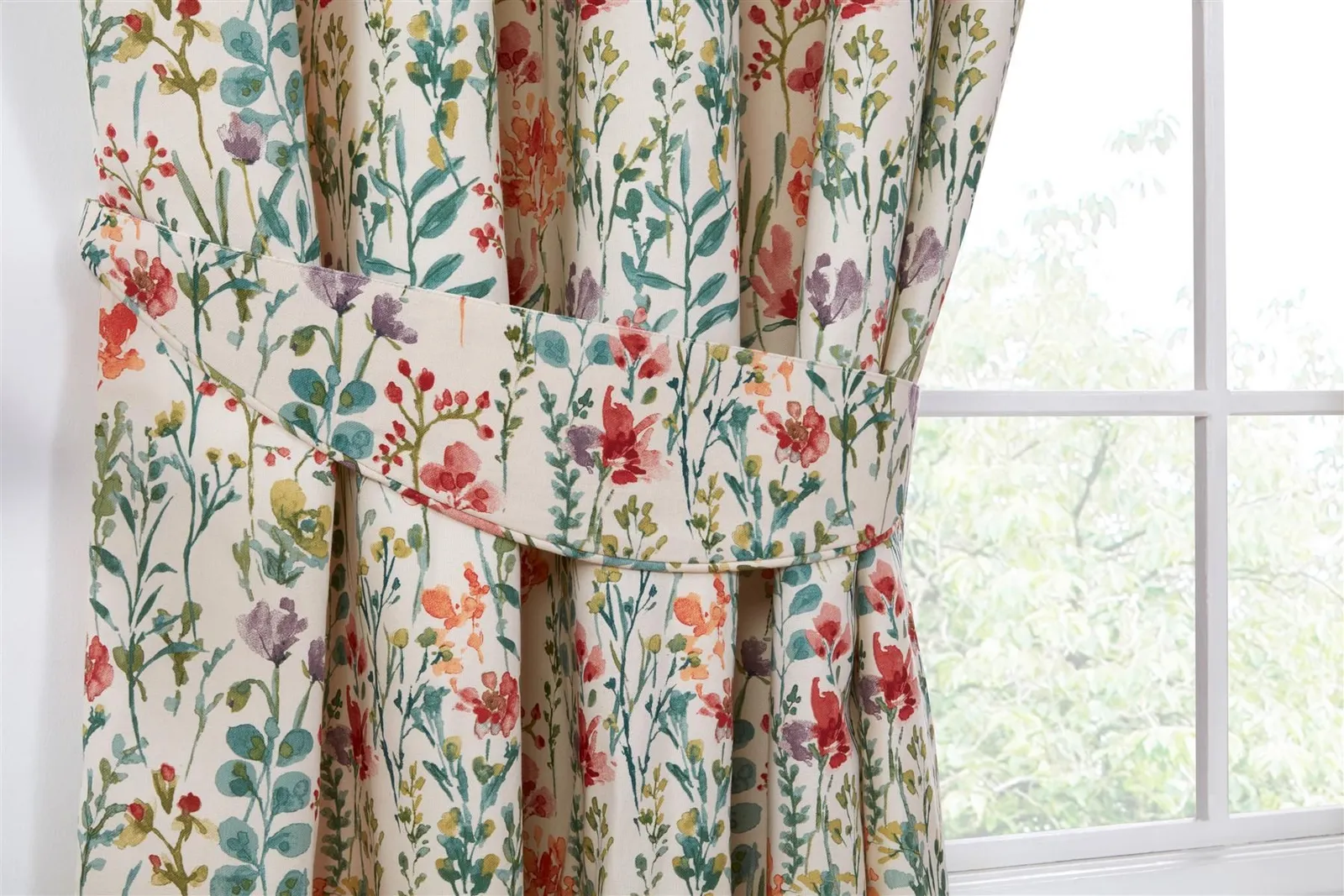 Sundour Amaryllis Pencil Pleat Curtains in Cream 3