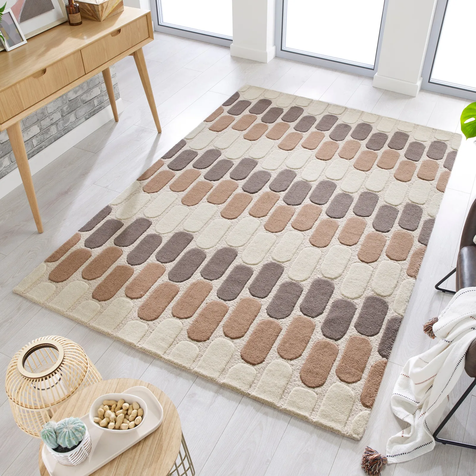 Fossil Rug Brown and White