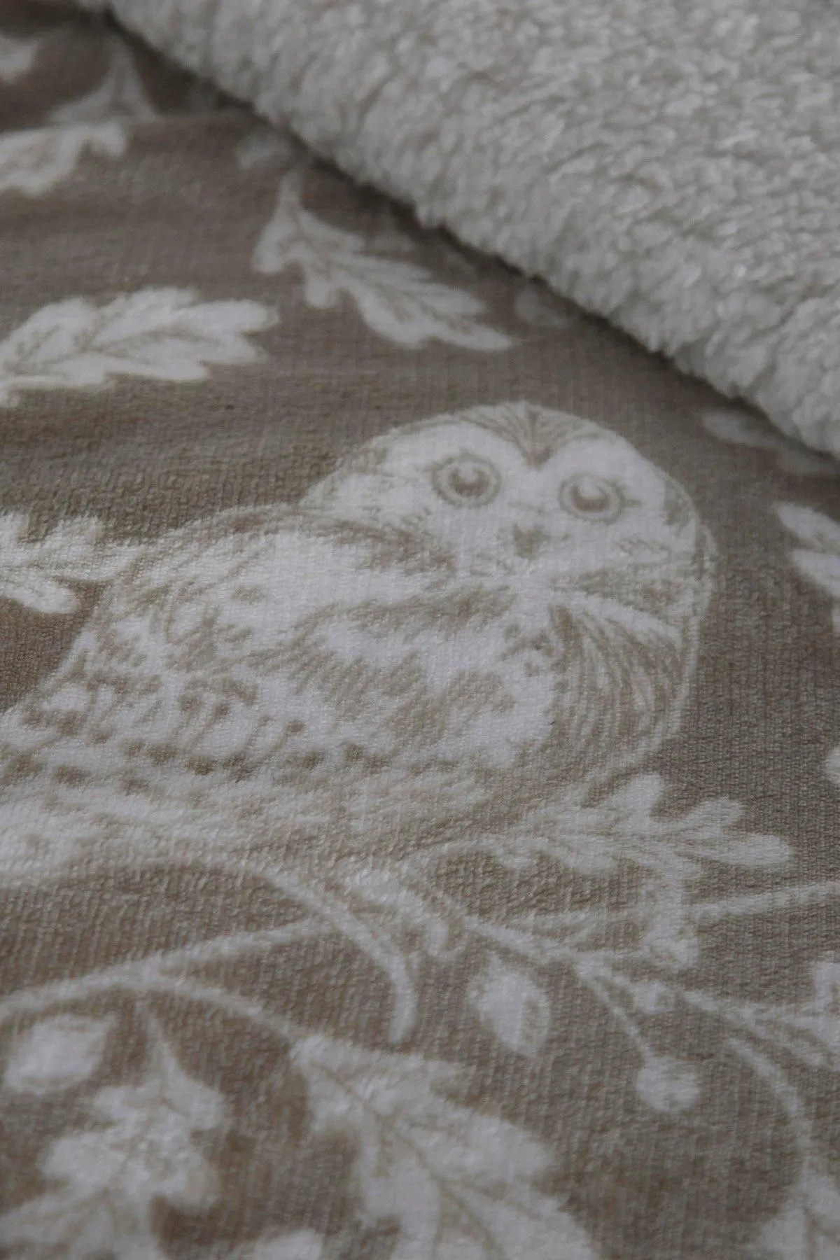 Dreams & Drapes 'Woodland Owls' Fleece Duvet Cover Set in Pale Green 4