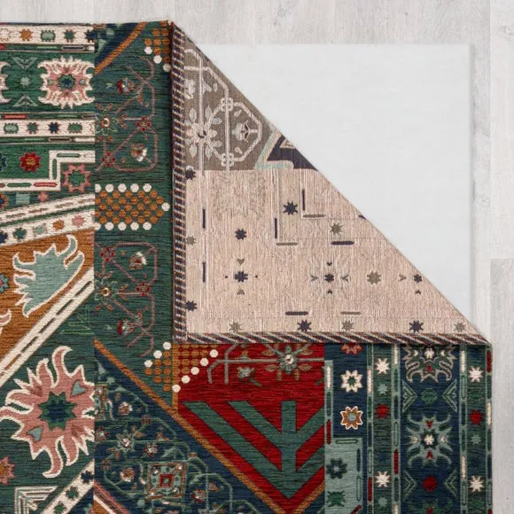 Traditional Patchwork Chenille Rug 3