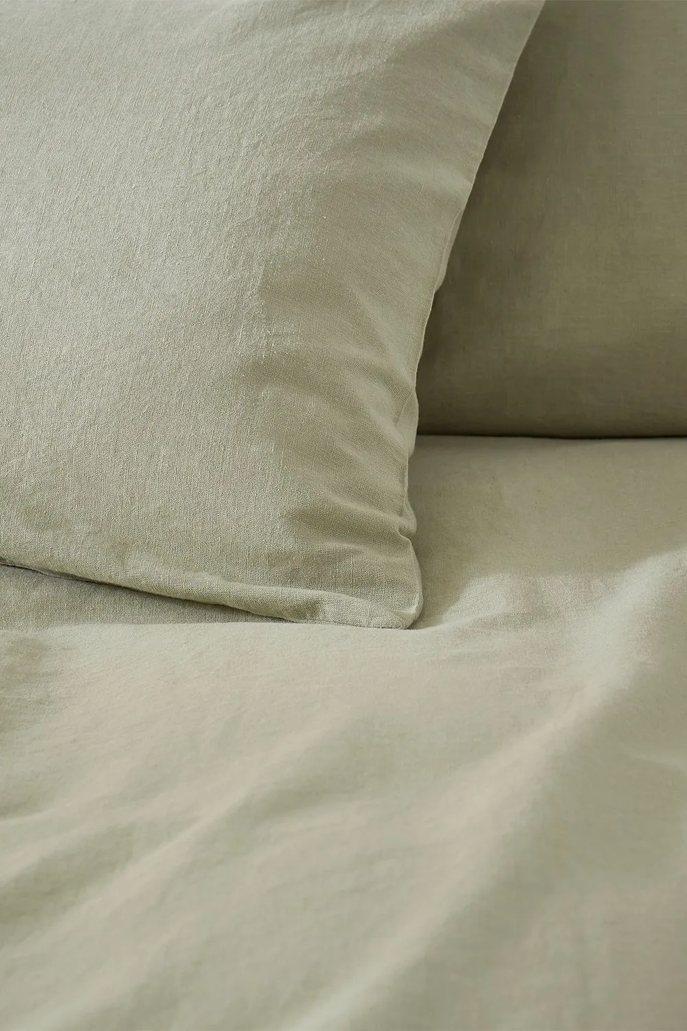 Martex Touch of Linen Housewife Pillowcase Pair in Pale Green 4
