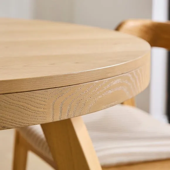 Judah Extendable 4 to 6 Seater Round to Oval Dining Table 3