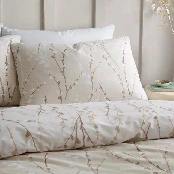 Belle Reversible Duvet Cover and Pillowcase Set 2