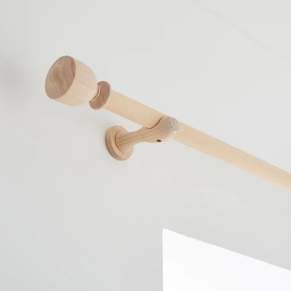 Tulip Urn Wood Curtain Pole 1