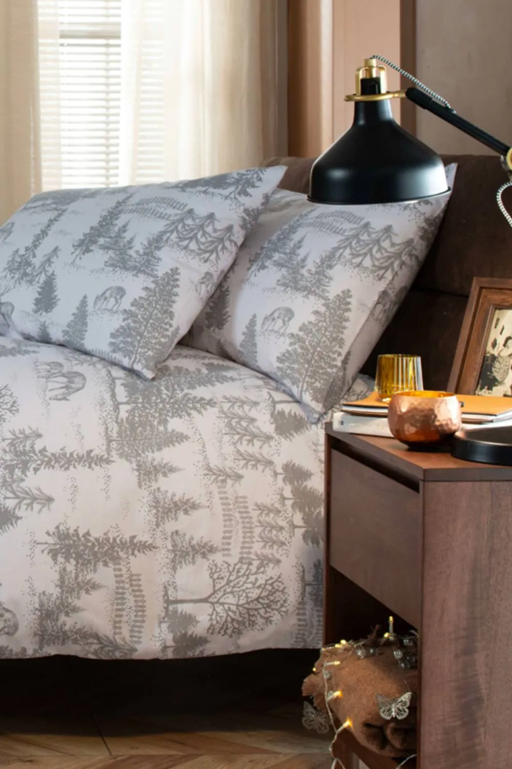 The Lyndon Company Richmond Park Brushed Cotton Duvet Set in Grey 2